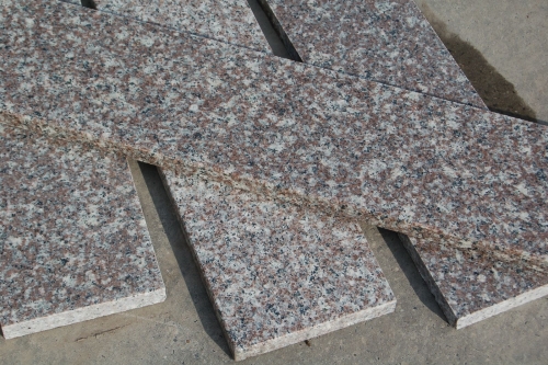 Padang Marrone gránit párkány 2 cm vtg. 17 cm